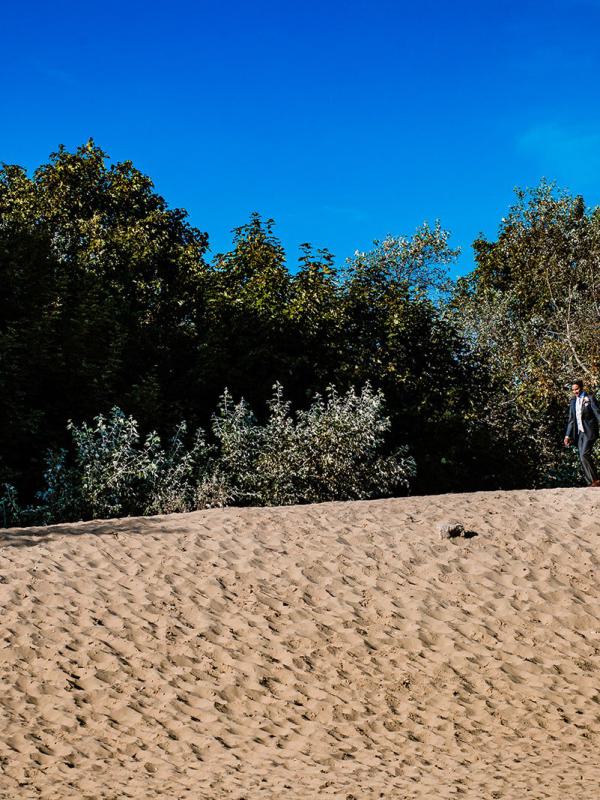 Multiculturele bruiloft aan zee in Scheveningen – Ceremonie en fotoshoot op het strand
